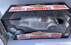 lot 11 image: Collectible Cars