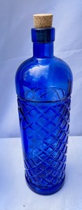 lot 28 image: Brilliant Blues