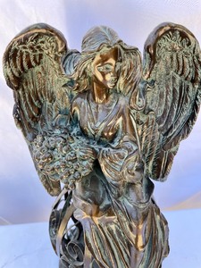 lot 42 image: 2 Lady Statues