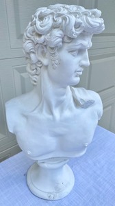 lot 132 image: Bust of David