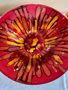 lot 108 image: Art Glass Bowl and 2 Small Vases