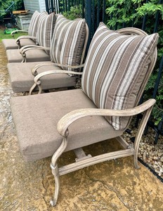 lot 145 image: 4 Patio Chairs with Cushions