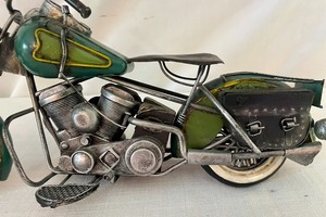 lot 153 image: Small Metal Motorcycle