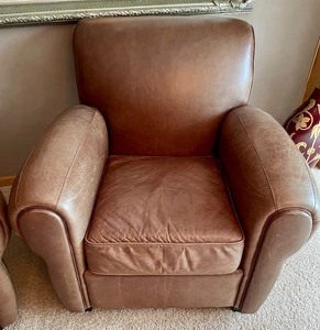 lot 184 image: Pair of Fine Leather Chairs
