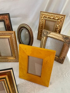 lot 199 image: Lot of Frames