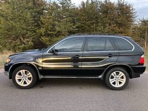 lot 4 image: 2005 BMW X5 4.4L - Illinois Vehicle