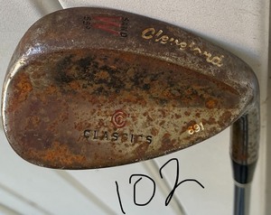 lot 102 image: Cleveland Sand Wedge 55 degree Classic