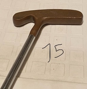 lot 75 image: Acushnet Putter- Bulls Eye. Designed by John Reuter Jr