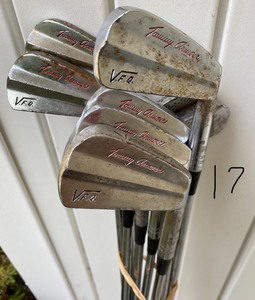 lot 17 image: Tommy Armour- Mac Gregor- V.F.Q. 9 Piece Iron Set