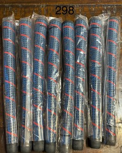 lot 298 image: (8) Winn V17 Series Grips