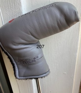 lot 207 image: Scotty Cameron Titleist Studio Select Newport 2 w Head Cover