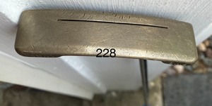 lot 228 image: Ping Anser with Karma Grip