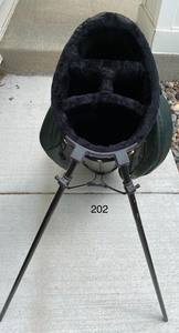 lot 202 image: Mac Gregor Tourney Golf Bag in Green and White
