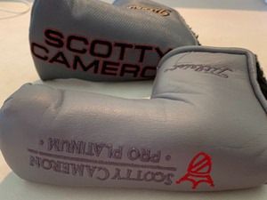 lot 419 image: Two Scotty Cameron Head Covers