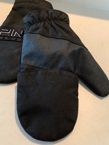 lot 399 image: Mens PING Brand Winter Gloves