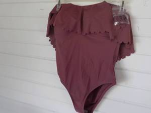 Kona Sol 1 pc size L Swimsuit...