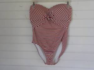 Kona Sol 1 pc size L Swimsuit...