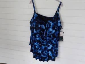 2 pc Swimsuit size 26w...