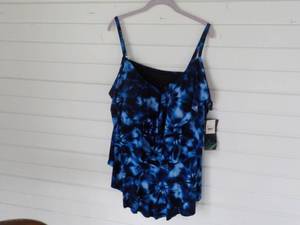 2 pc Swimsuit size 26w...