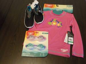 Speedo Kids Size L Swim Tee, Shoes ...