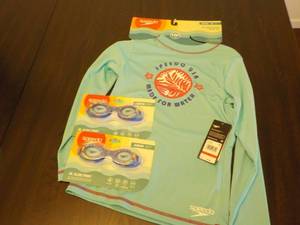 Speedo Junior XS Swim Tee and Googl...