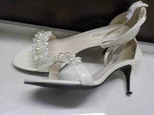 Andiamo Lively Pearl Size 11 Heels...