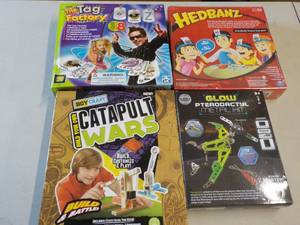 Hedbanz, Tag Factory, Boy Craft and...