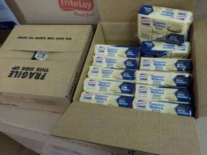 2 Cases of 12 x 6 x 4 ct Lance sand...