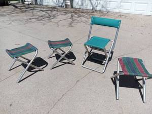 lot 206 image: 4 Camping Chairs