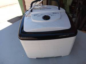 lot 211 image: NESCO American Harvest Food Dehydrated & Jerky Maker