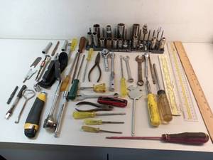 lot 258 image: Thats A Lot Of Tools Socket Wrenches, Screwdrivers, Rulers and More
