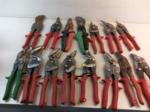 lot 263 image: A Snip For Everyone