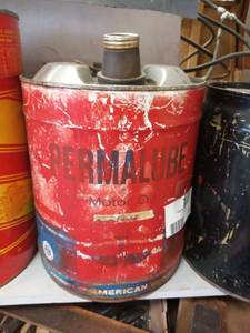 lot 277 image: Vintage Permalube Motor Oil 5 Gallon Can
