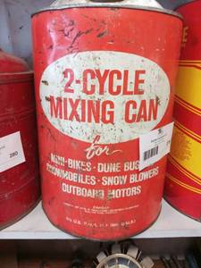 lot 279 image: 5.5 Gallon 2 Cycle Mixing Can Empty