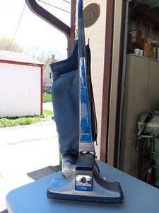 lot 208 image: Vintage Kirby Traditional Vacuum