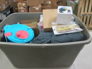 tote of weighted blanket , salad sp...