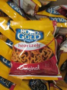 case of rold gold heartzels 40 bags...