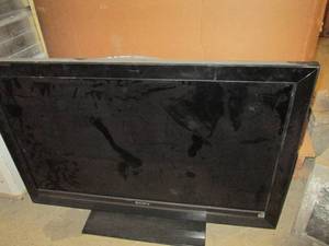 sony bravia 40inch tv powers on ...