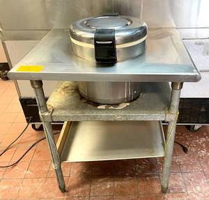 lot 3 image: Electric Rice Warmer with Stainless Steel Table