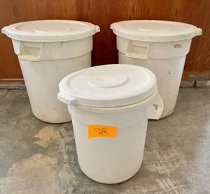 lot 72 image: Lot of 3 White Trash Bins