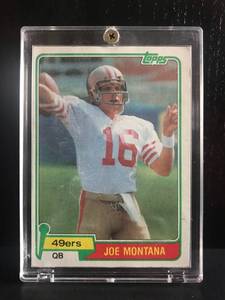 lot 17 image: Joe Montana RC 1981 Topps
