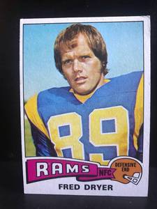 lot 40 image: Fred Dryer 1975 Topps