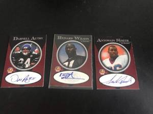 lot 91 image: 3 Autographed Football 1998 Cards