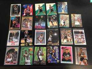 lot 104 image: 22 David Robinson Cards
