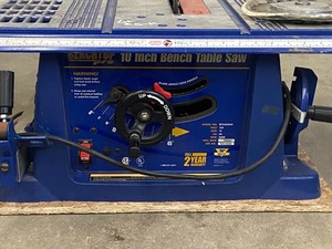 lot 5-H image: 10 Benchtop Table Saw