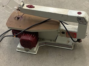 lot 5-I image: Tool Shop Scroll Saw