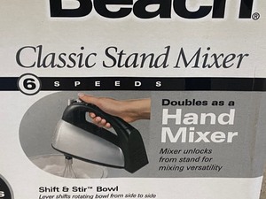 lot 5-O image: Hamilton Beach 6-Speed Classic Stand Mixer