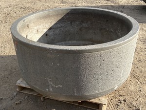 lot 1-E image: Large Concrete Flower Planter