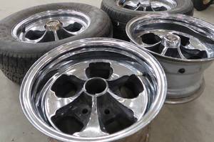 4 POSSIBLE KEYSTONE CLASSIC RIMS