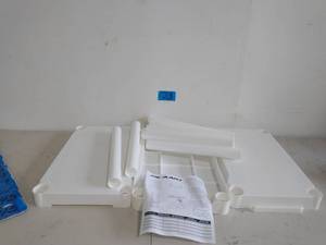 lot 23 image: White 3-Tier Plastic Shelving Unit (20 in. W x 32 in. H x 14 in. D)